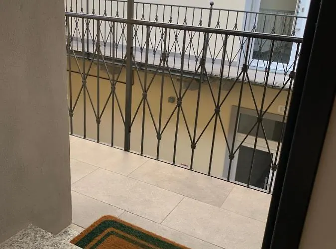 Centro شقة بافيا